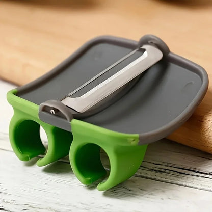 Sharp Vegetable Peeler with Non Slip Grip – Stainless Steel Blade Kitchen Tool for Cooking and Camping