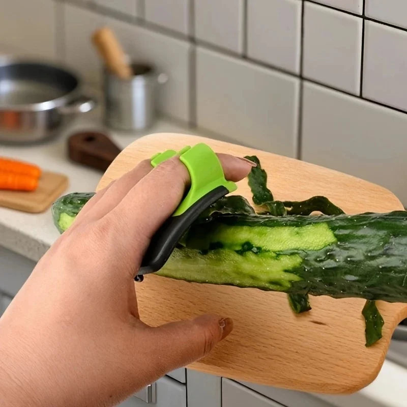 Sharp Vegetable Peeler with Non Slip Grip – Stainless Steel Blade Kitchen Tool for Cooking and Camping