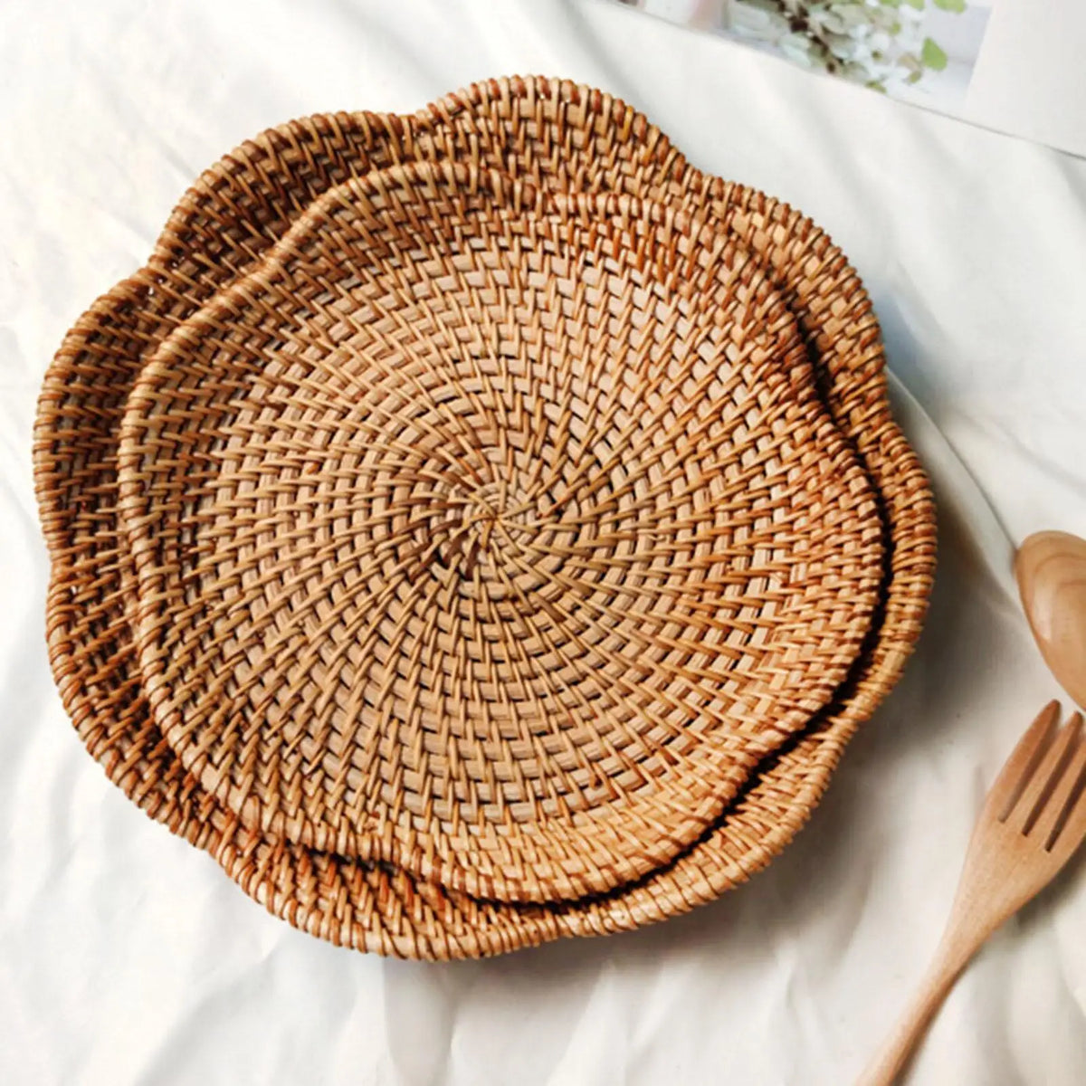 Suncoast Round Woven Tray
