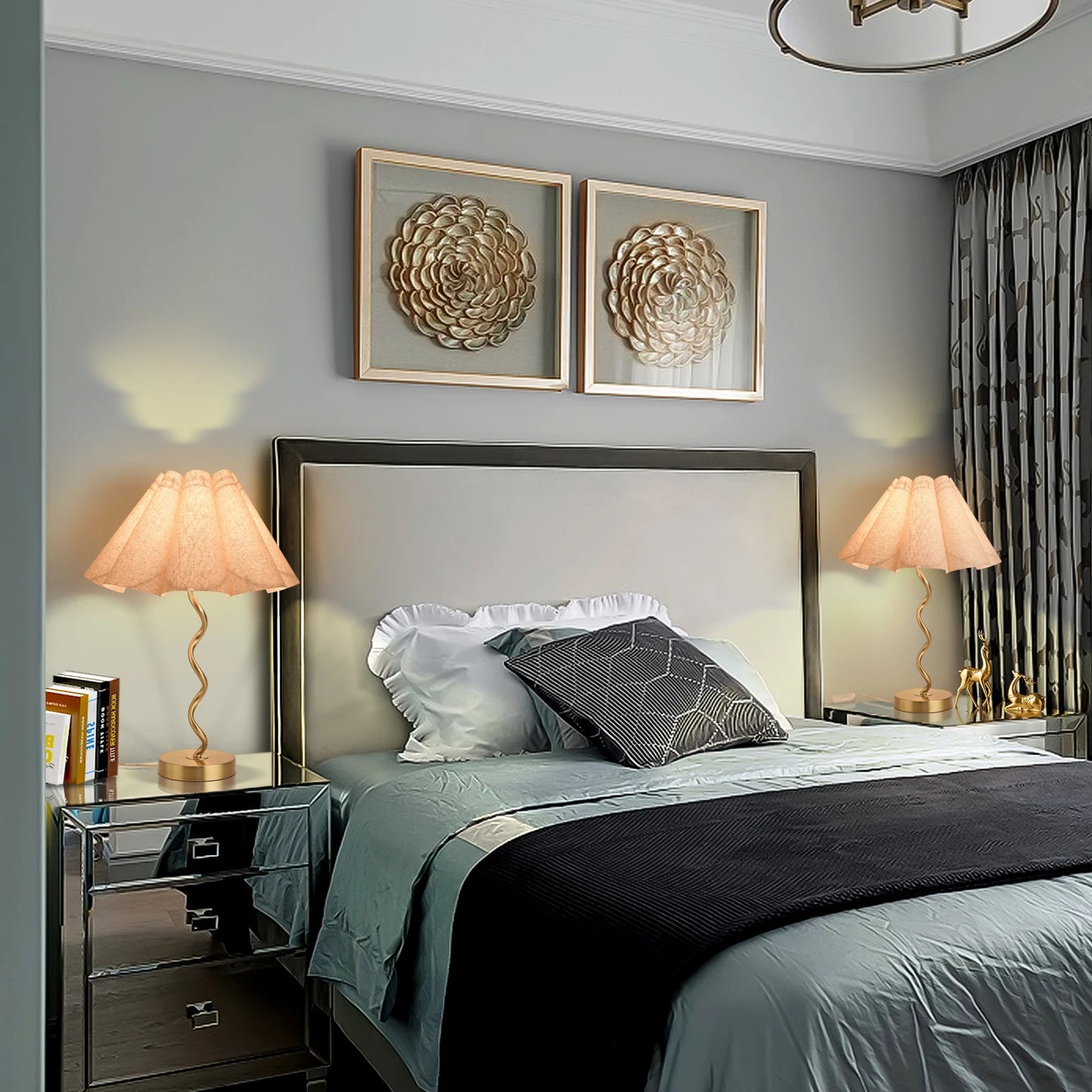 Gold Modern Table Lamp Scalloped Pleated Wavy Lamp