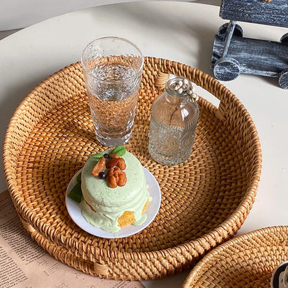 Island Morning Round Rattan Tray