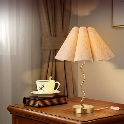 Gold Modern Table Lamp Scalloped Pleated Wavy Lamp
